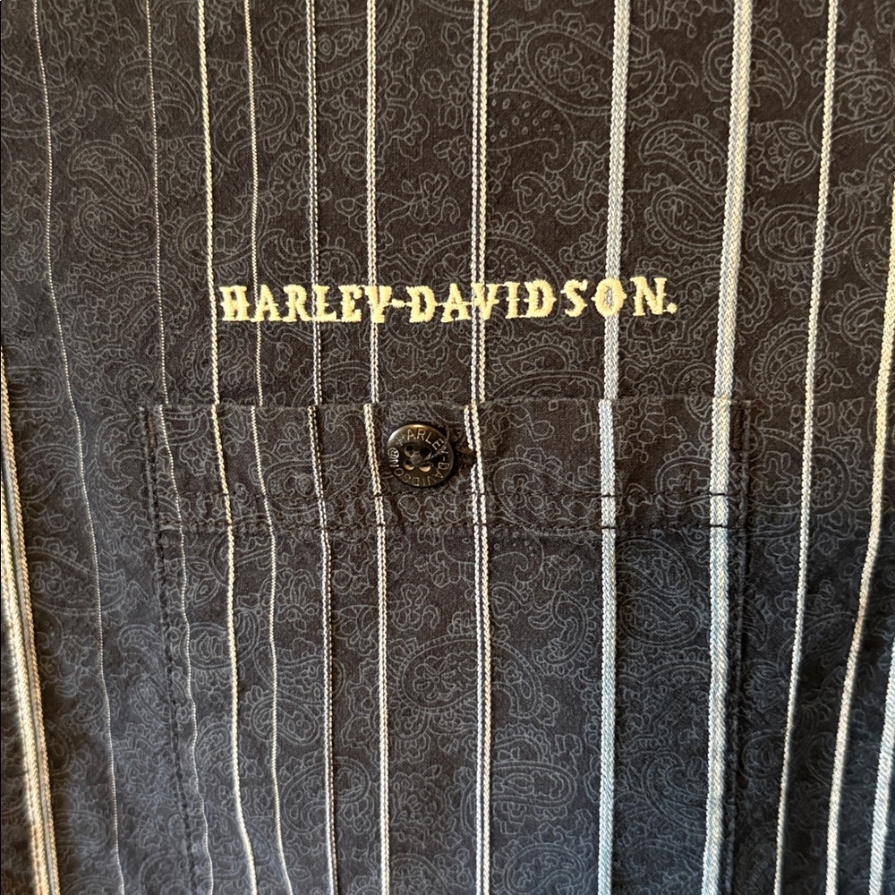 Harley-Davidson Button Up - Picture 2 of 4